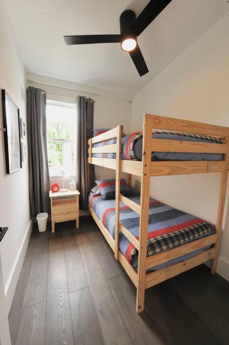 Cherry Blossom Townhouse, Easy Dc Access Вашингтон Екстер'єр фото