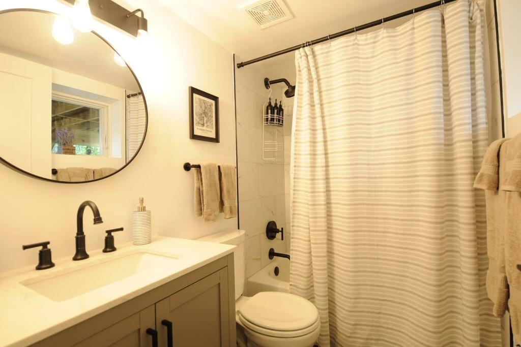 Cherry Blossom Townhouse, Easy Dc Access Вашингтон Екстер'єр фото